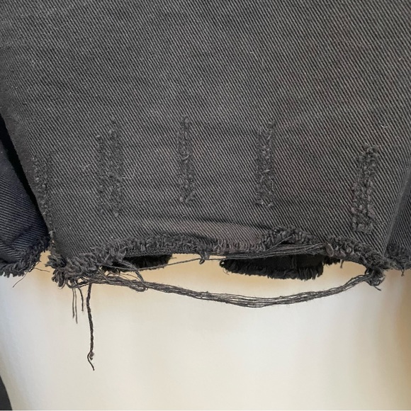 Black Oversized Cropped Distressed Denim Jean Jacket - Size M - Picture 3 of 8